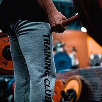 Pantaloni sport barbati