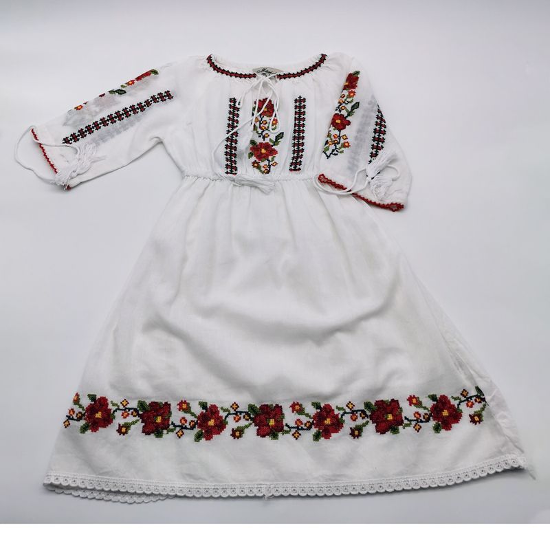 Rochie traditionala fetite Alberta