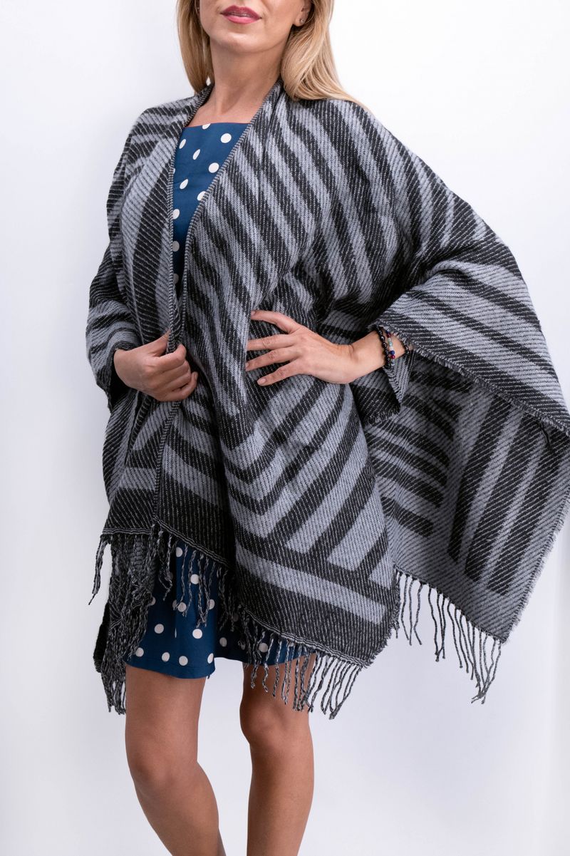 Poncho Lana 12