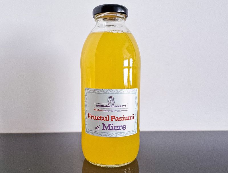 Limonada cu Fructul Pasiunii si Miere